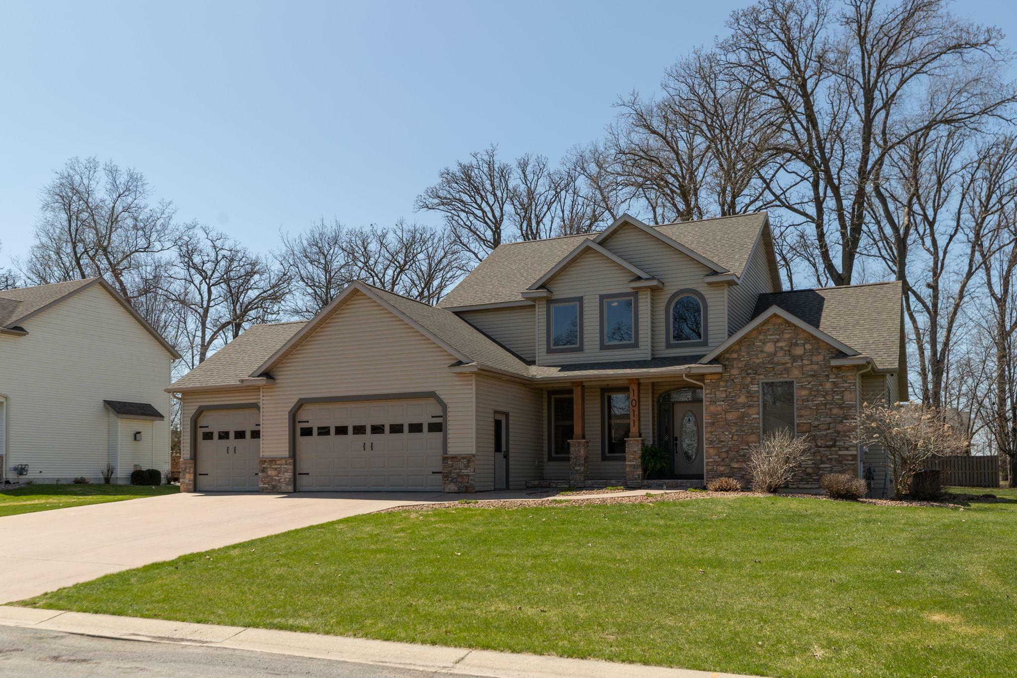 Property Photo: 1011 Bush Court SW MN 55934