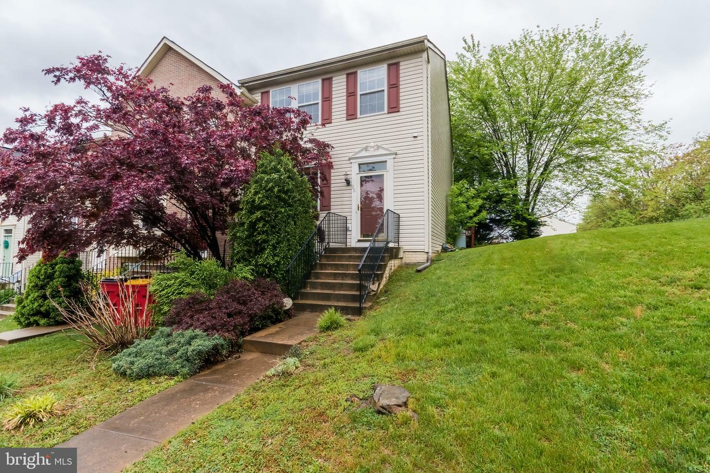 Property Photo: 25 Quince Tree Drive WV 25403