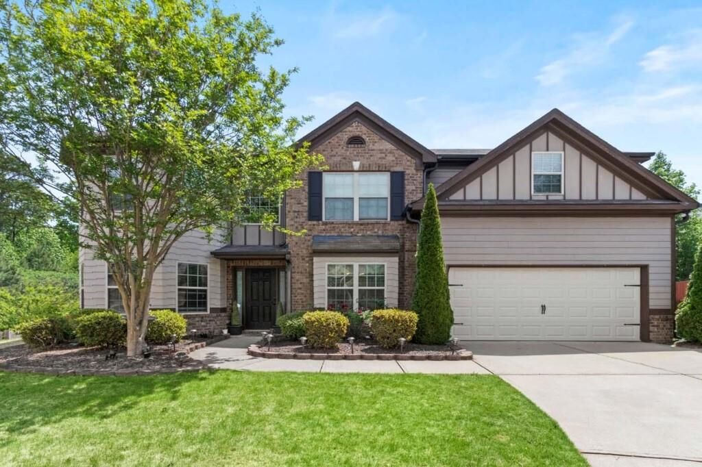 Property Photo:  615 Ballyshannon Drive  GA 30019 