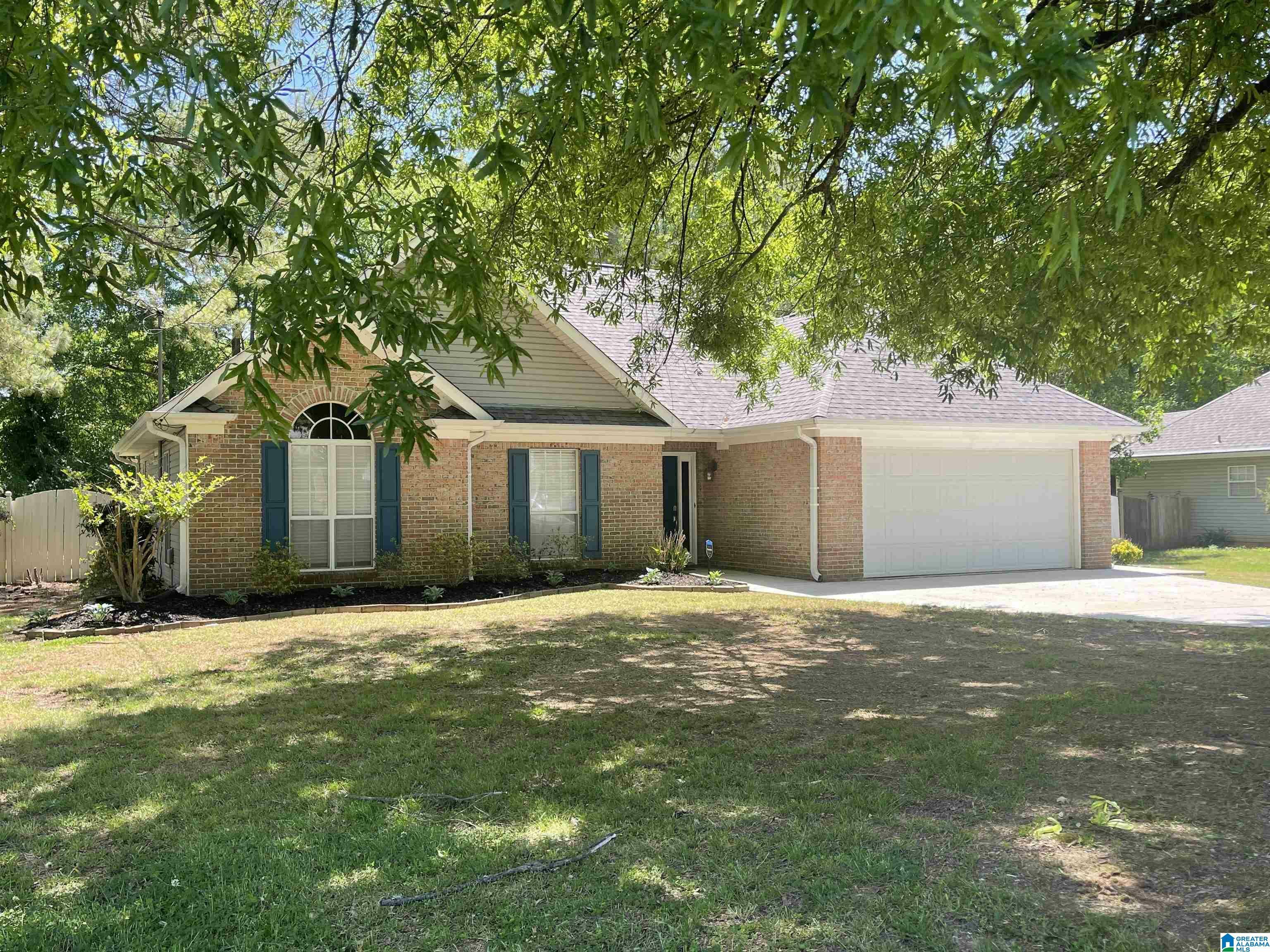 Property Photo:  227 Meadowlark Drive  AL 35007 