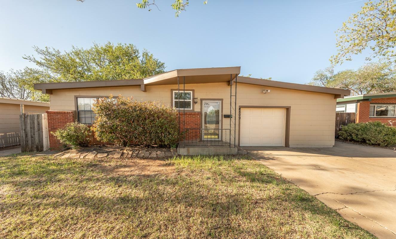 Property Photo:  4509 44th Street  TX 79414 