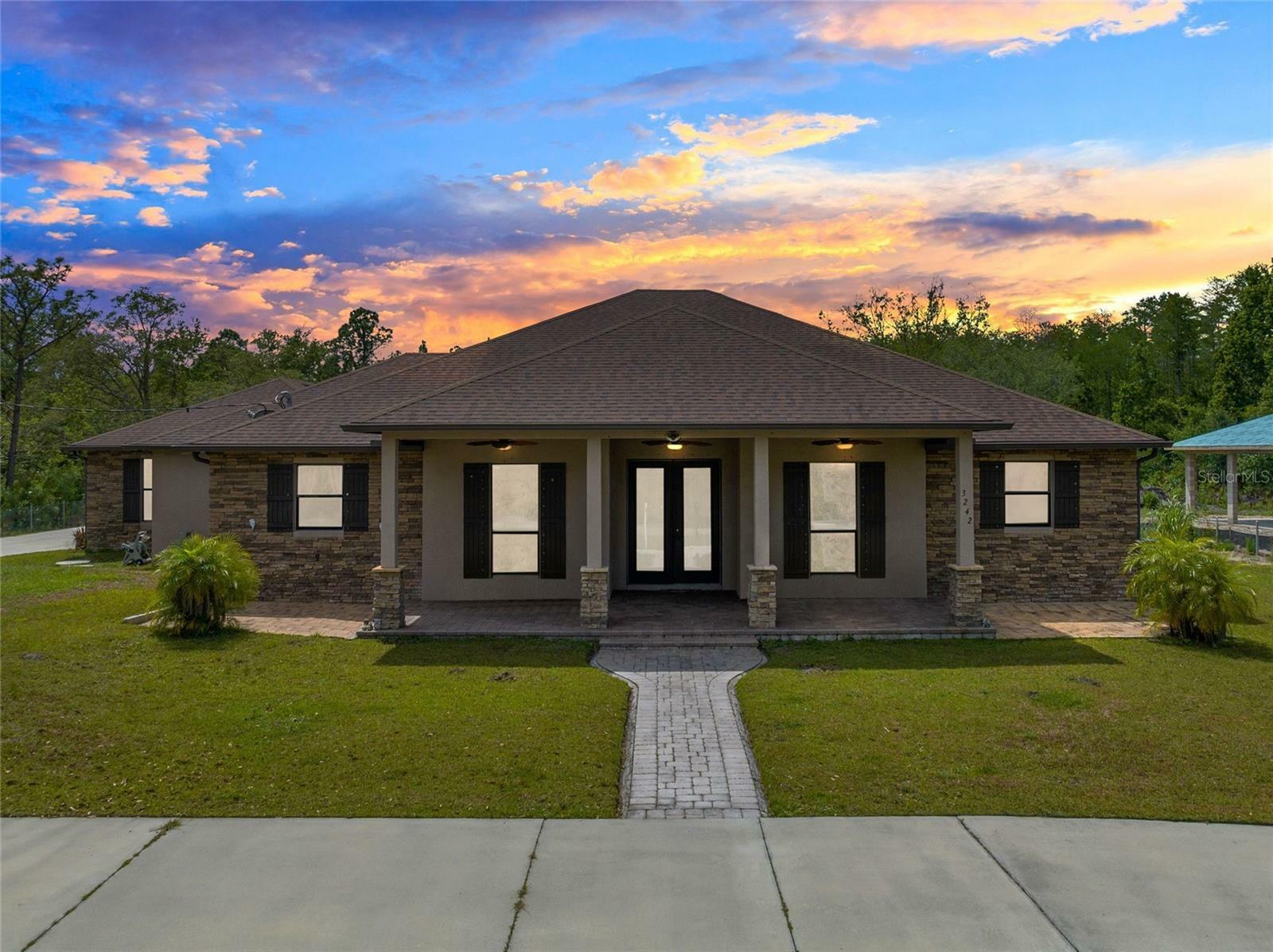 Property Photo:  3242 Cavalier Avenue  FL 32833 