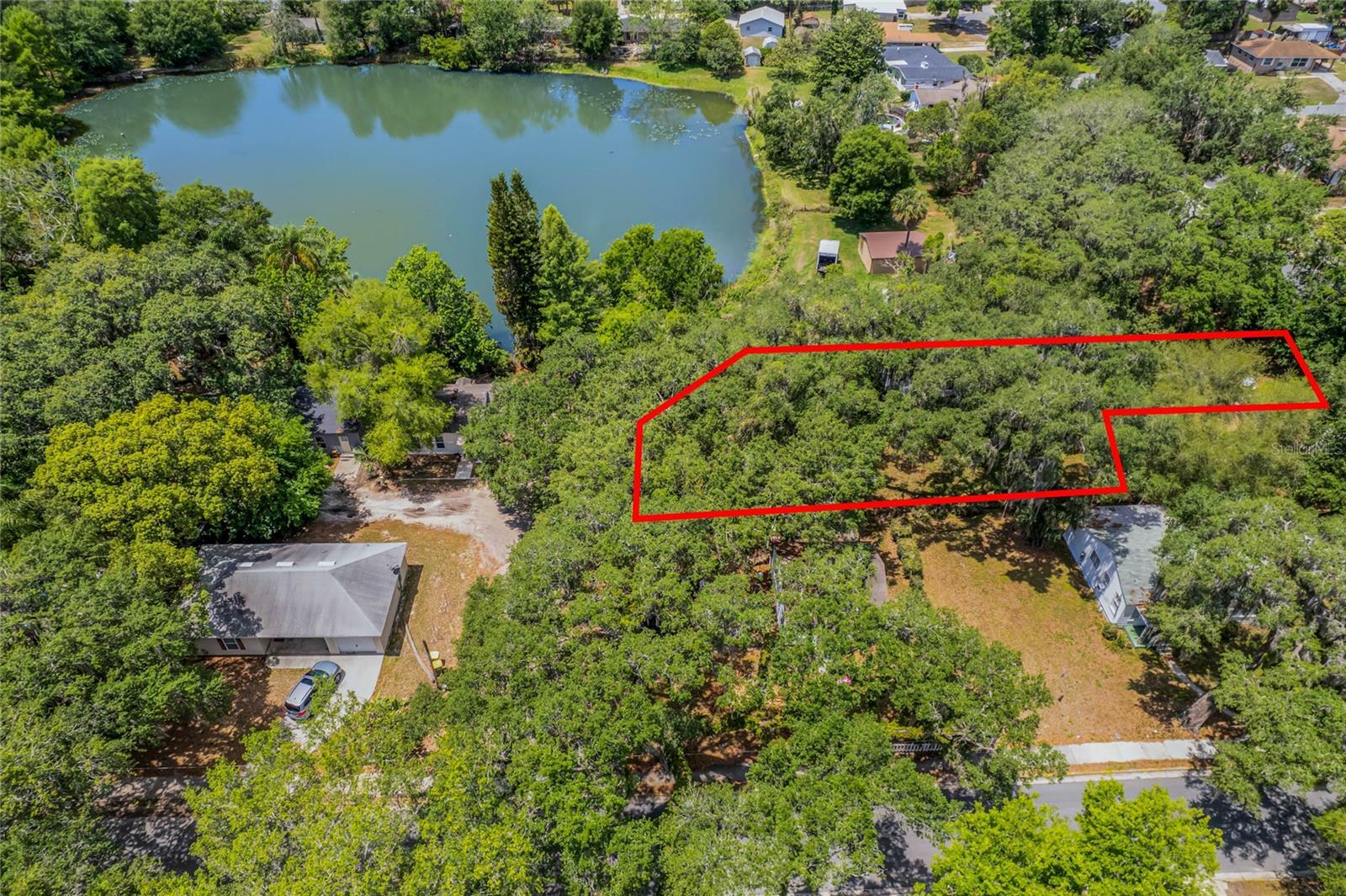 Property Photo:  9 Lucerne Circle  FL 34748 