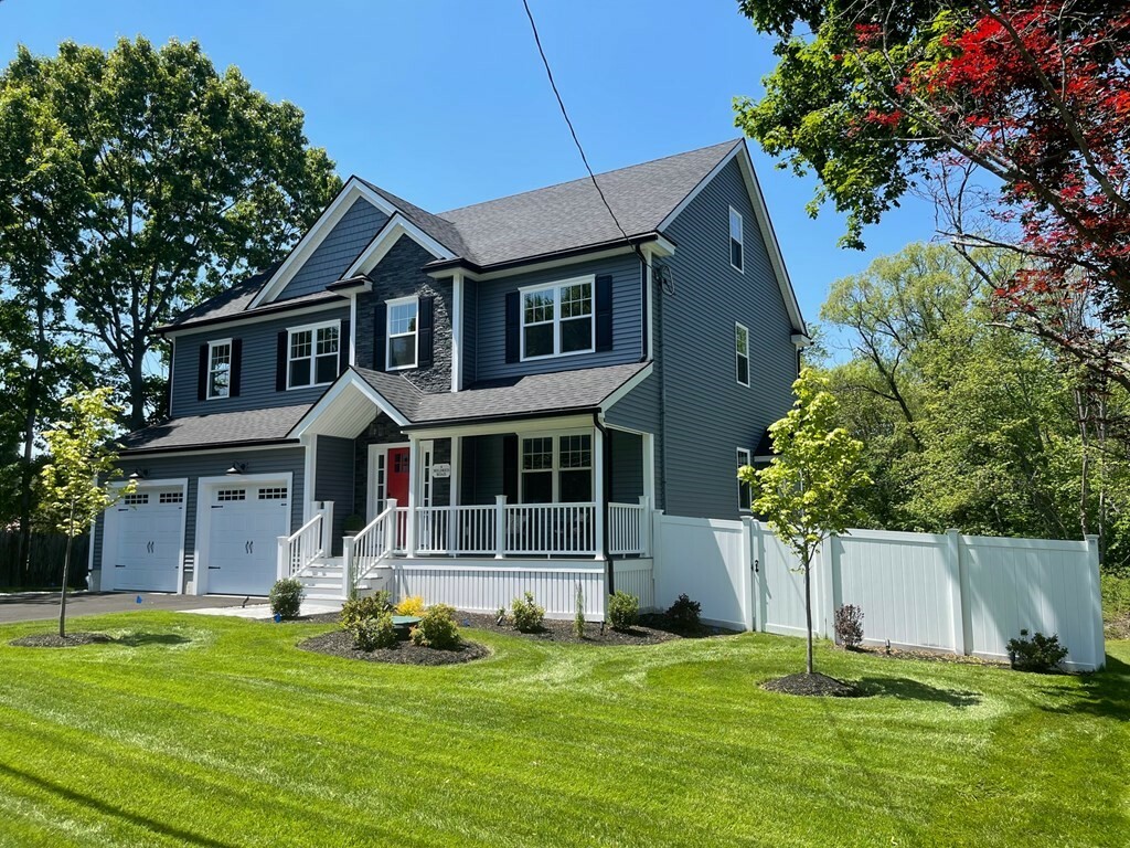 Property Photo:  4 Mildred Rd  MA 01803 