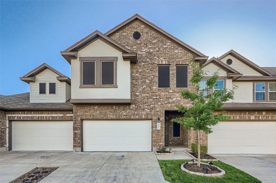 Property Photo:  2304 S Lakeline Boulevard 443  TX 78613 