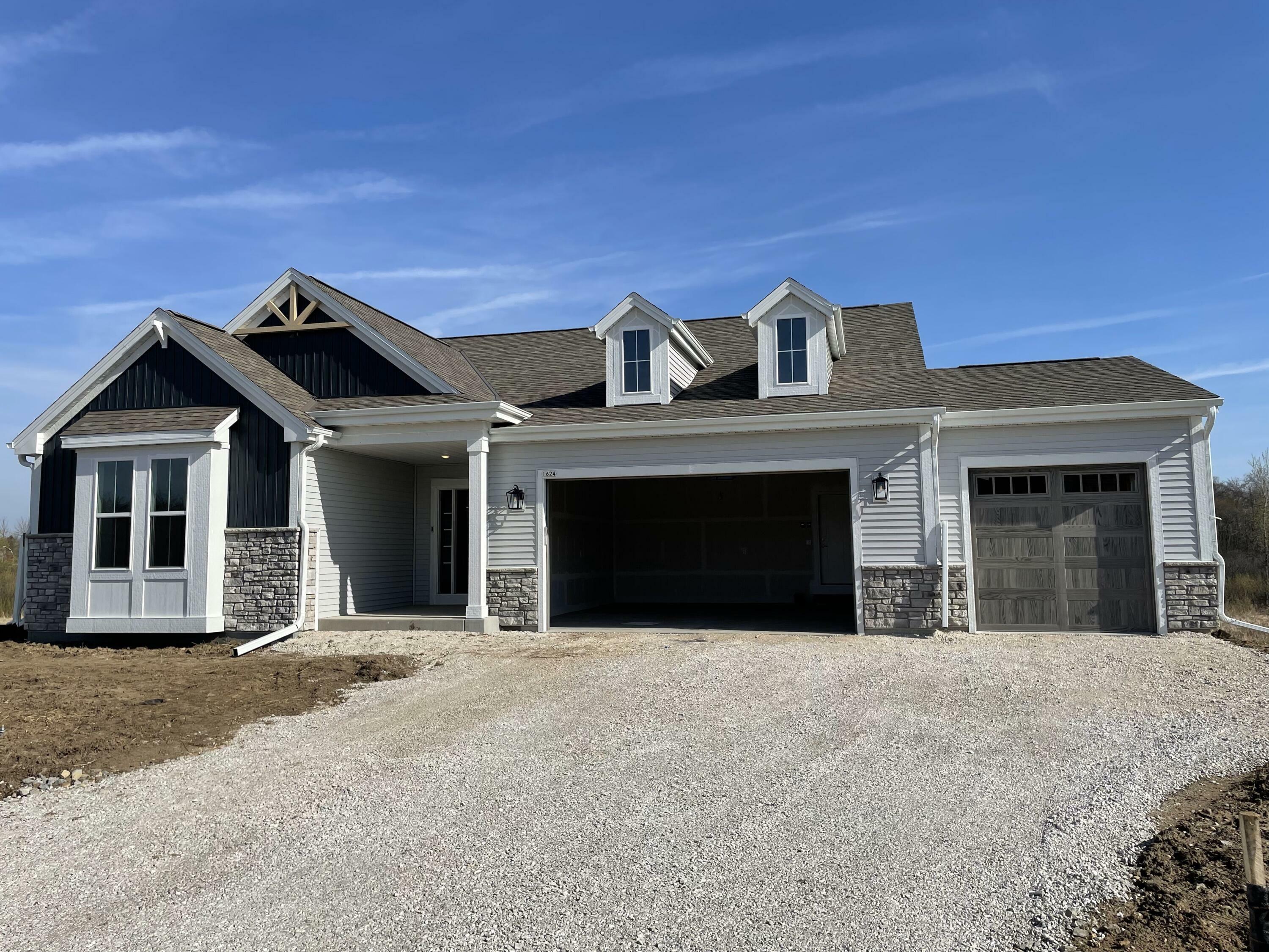 Property Photo: 1624 Mamerow Ln WI 53066