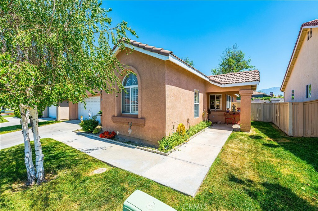 Property Photo:  1687 Turquesa Drive  CA 92583 