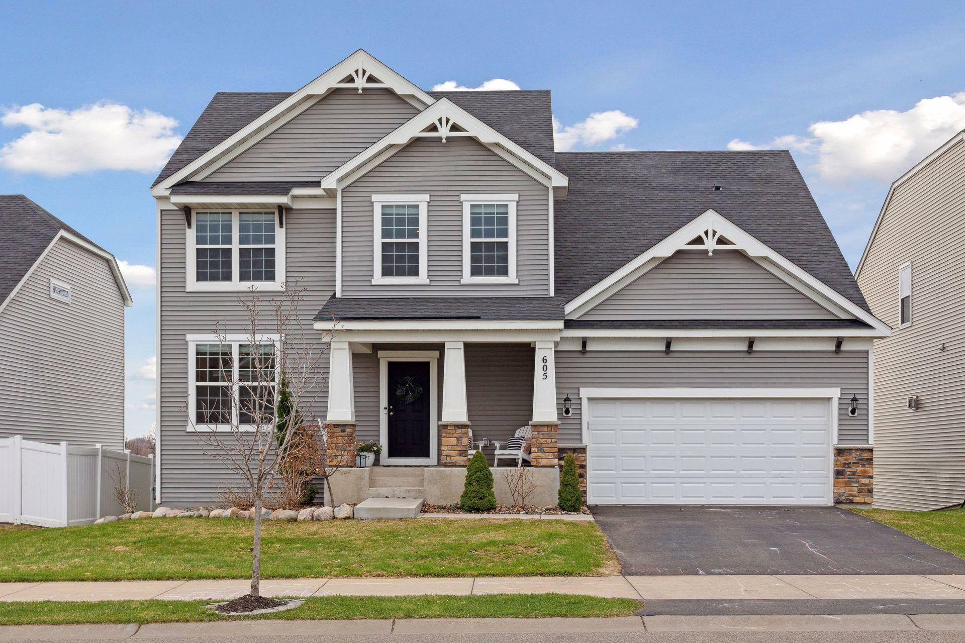 Property Photo: 605 Searles Street MN 55112