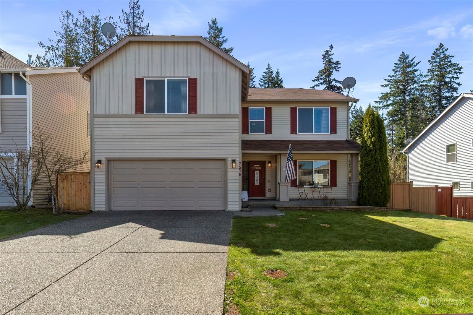 Property Photo: 2218 SW Siskin Circle WA 98367