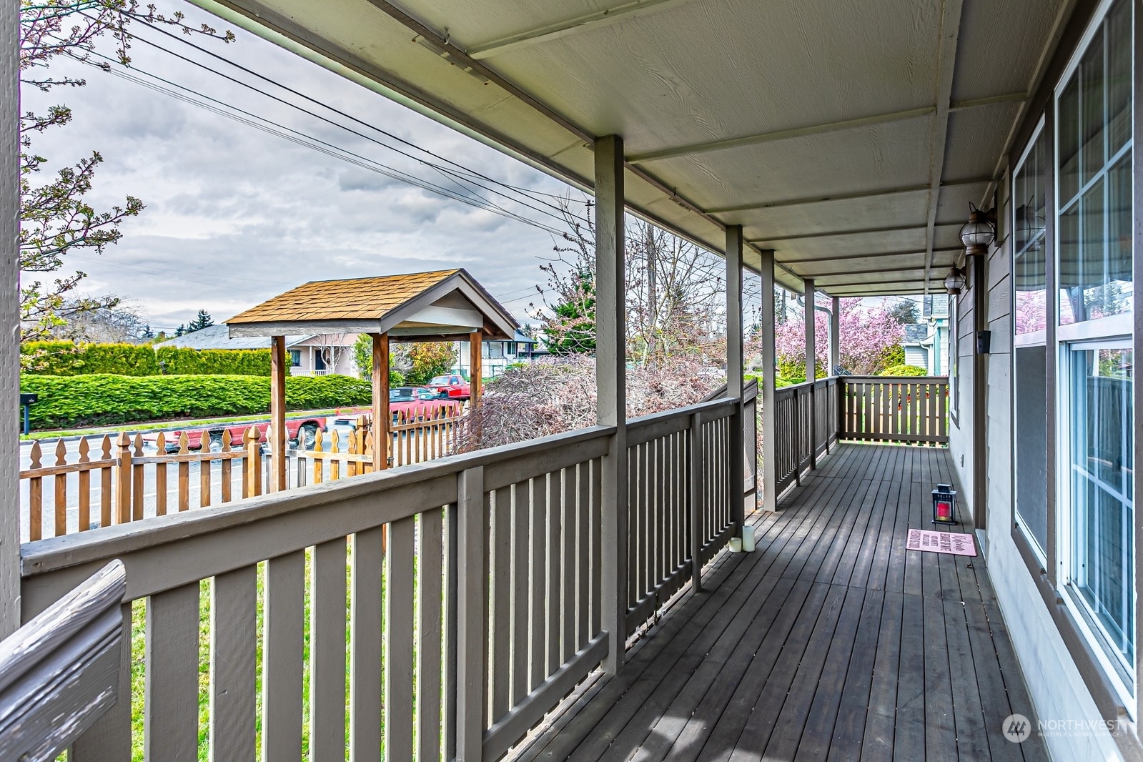 Property Photo:  7641 S Yakima Avenue  WA 98408 