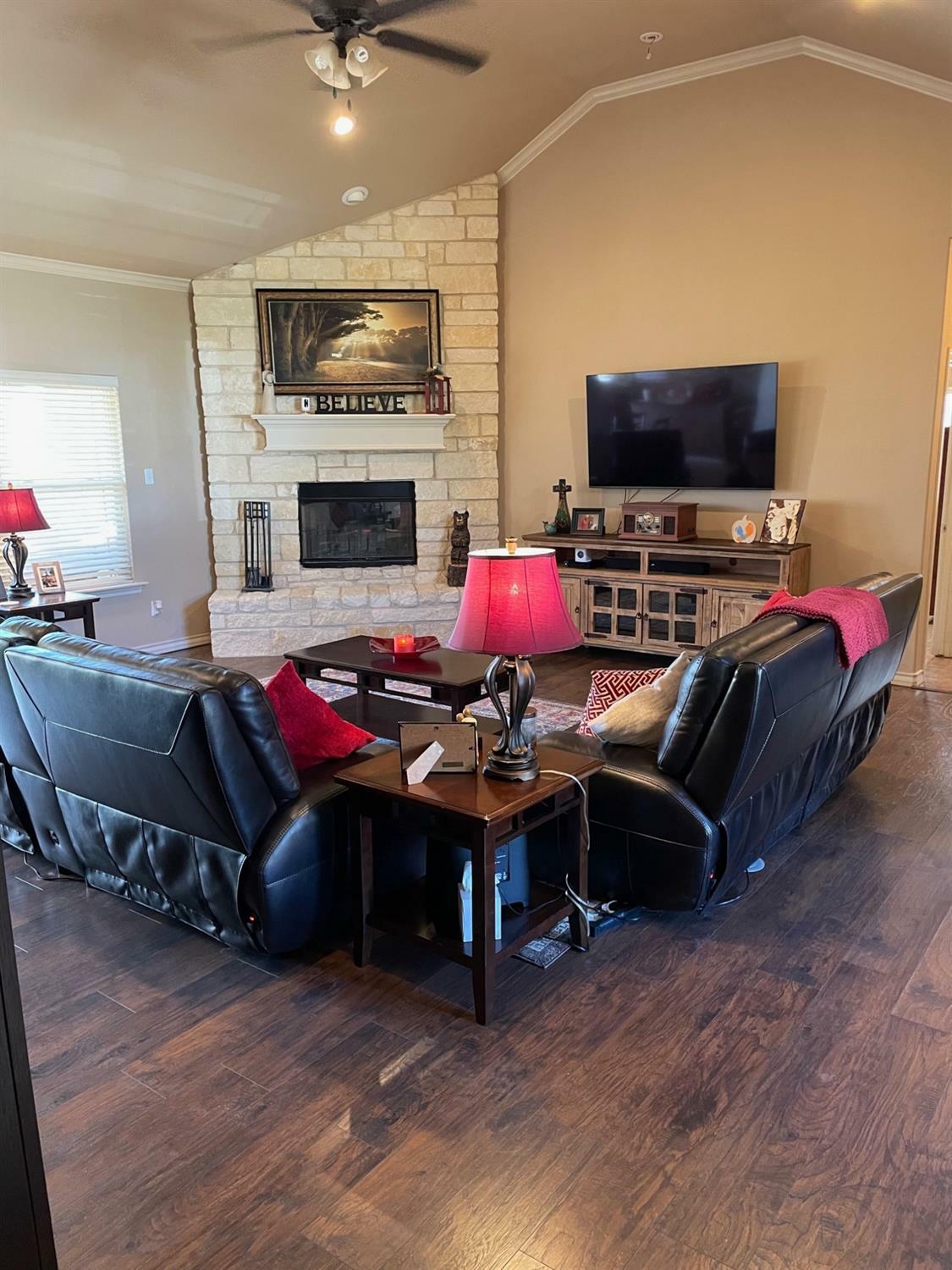 Property Photo: 1513 NW 9th TX 79714
