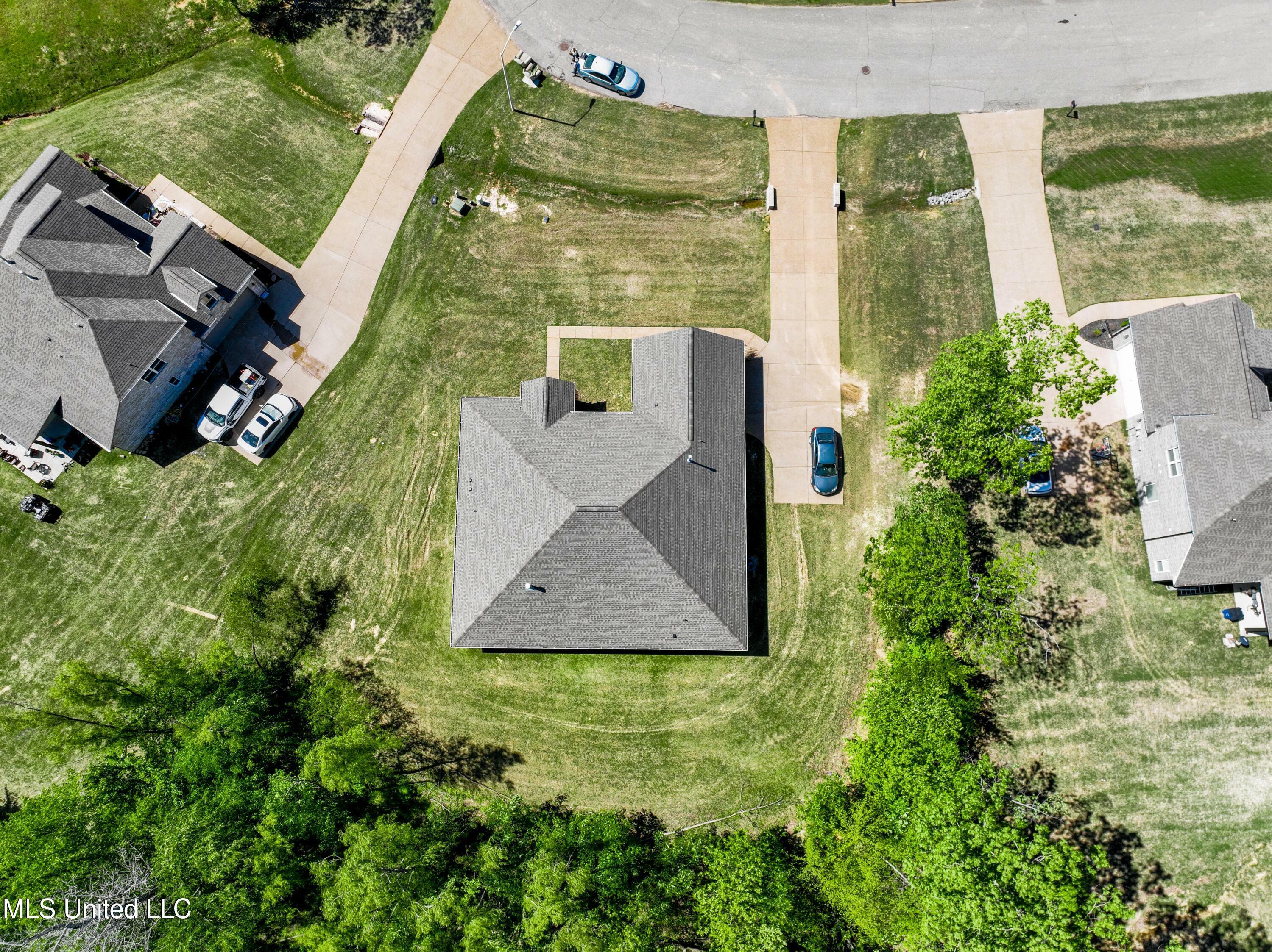 Property Photo: 9665 Trenton Trail MS 38654
