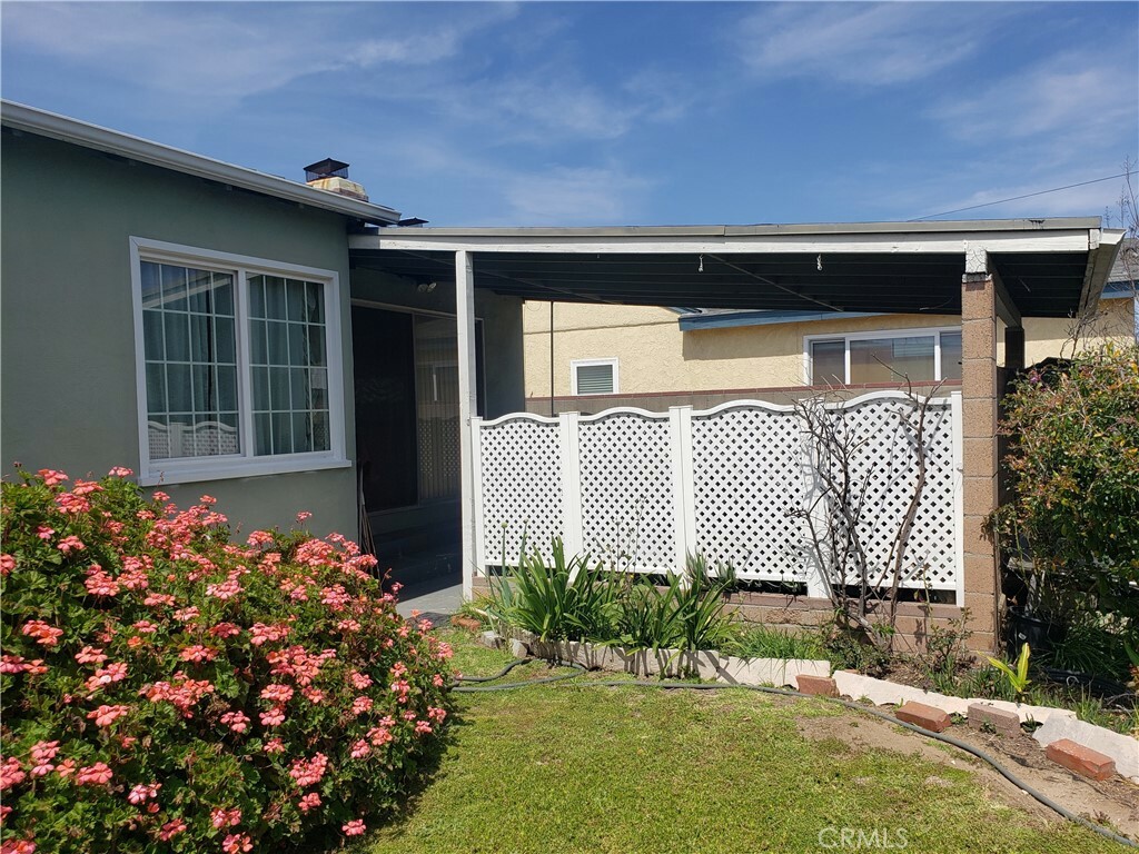 Property Photo:  2000 Edgewood Drive  CA 91803 