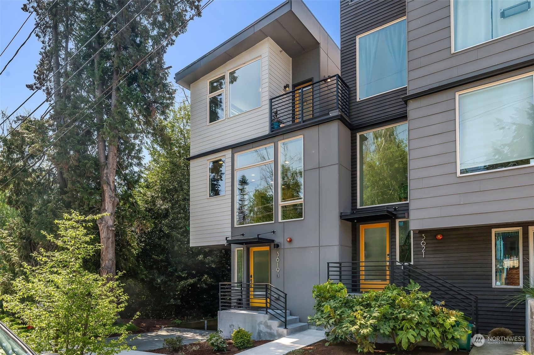 Property Photo:  3619 Evanston Avenue N  WA 98103 