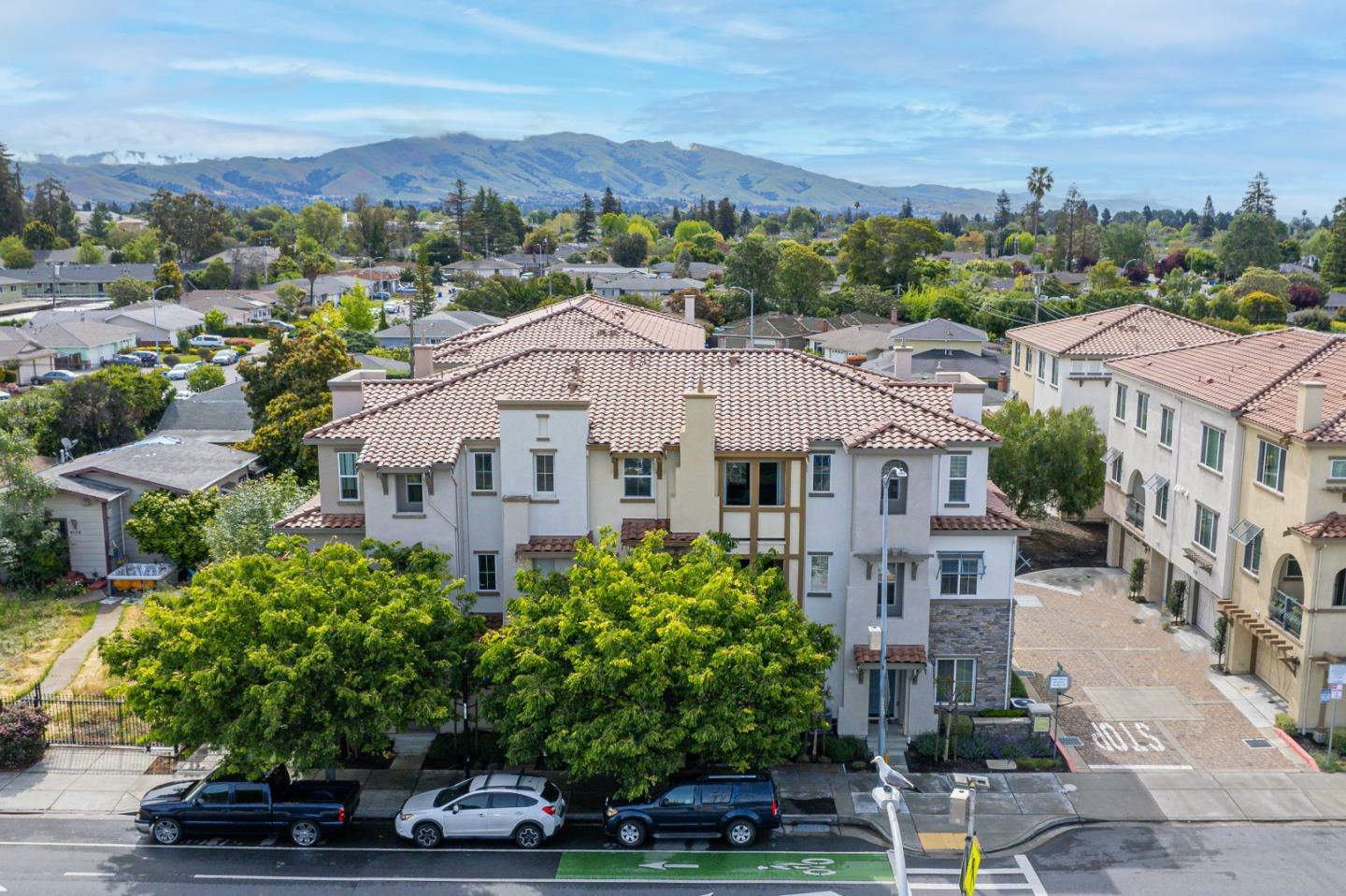 Property Photo: 4194 Central Avenue CA 94536