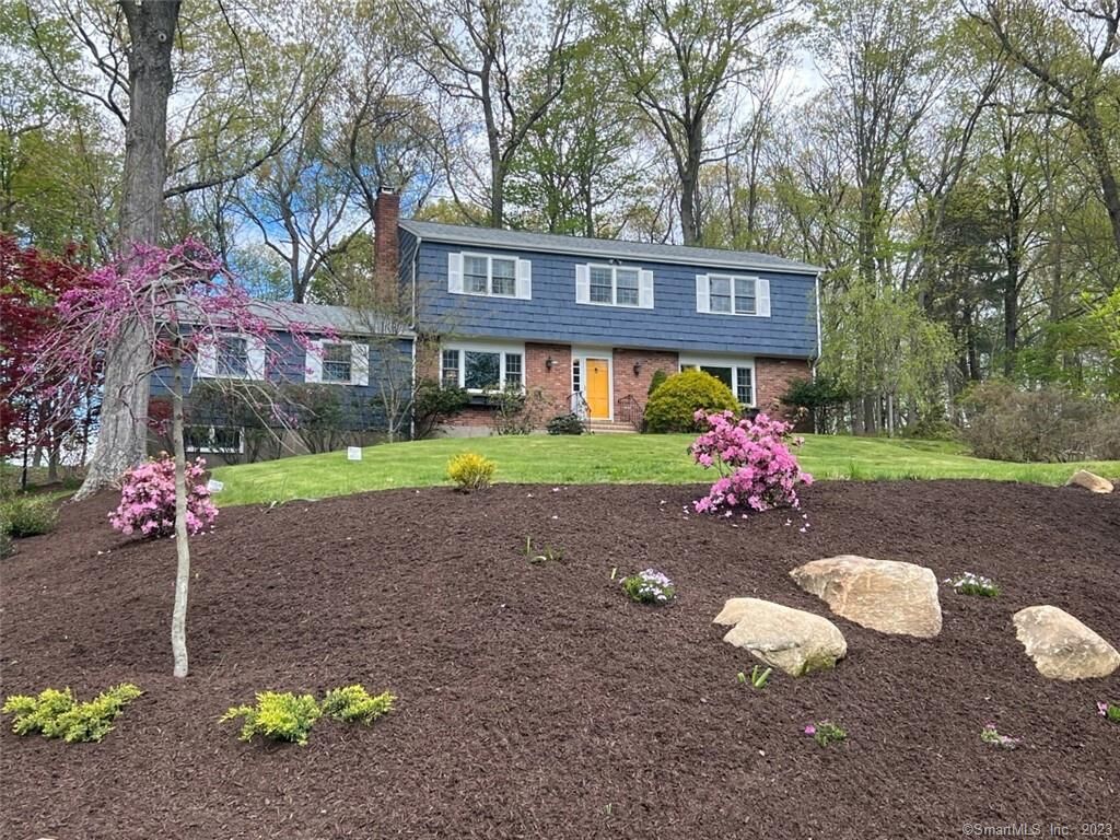 Property Photo:  37 Driftwood Lane  CT 06611 