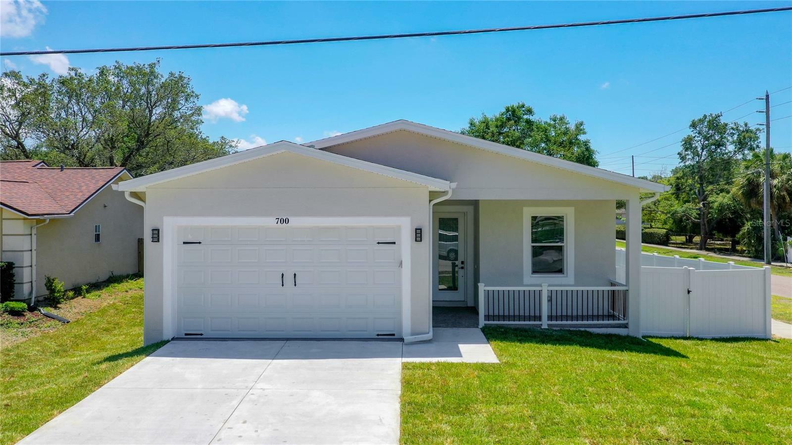 Property Photo: 700 Boston Street FL 34689