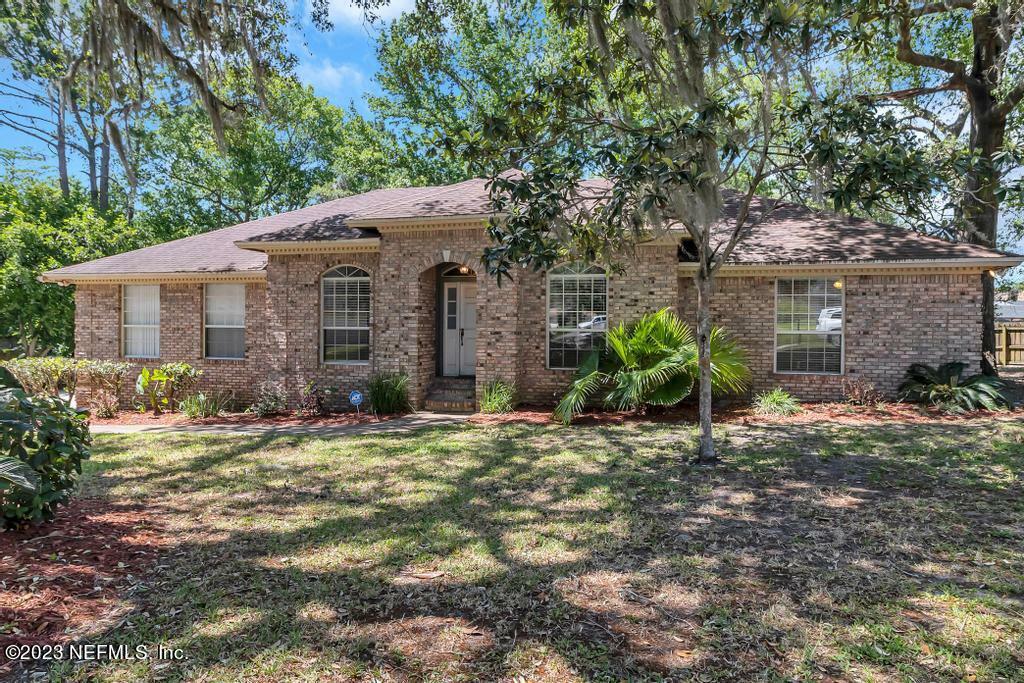 Property Photo:  12000 Wren Hollow Court  FL 32246 