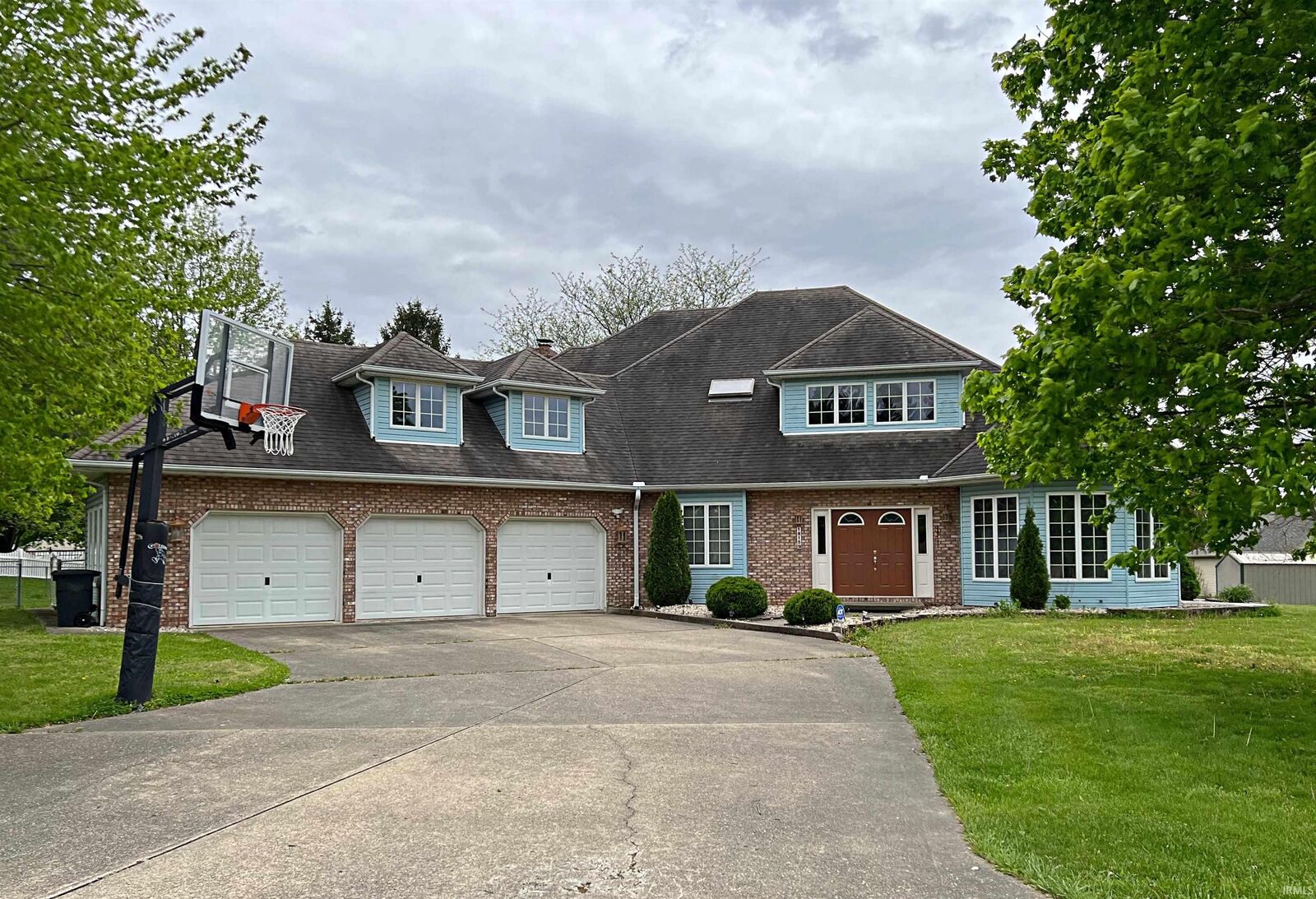 Property Photo: 1815 Chris Schenkel Drive IN 47441