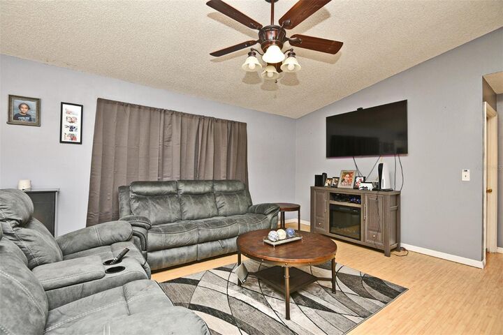 Property Photo:  330 Charles Avenue  FL 32763 