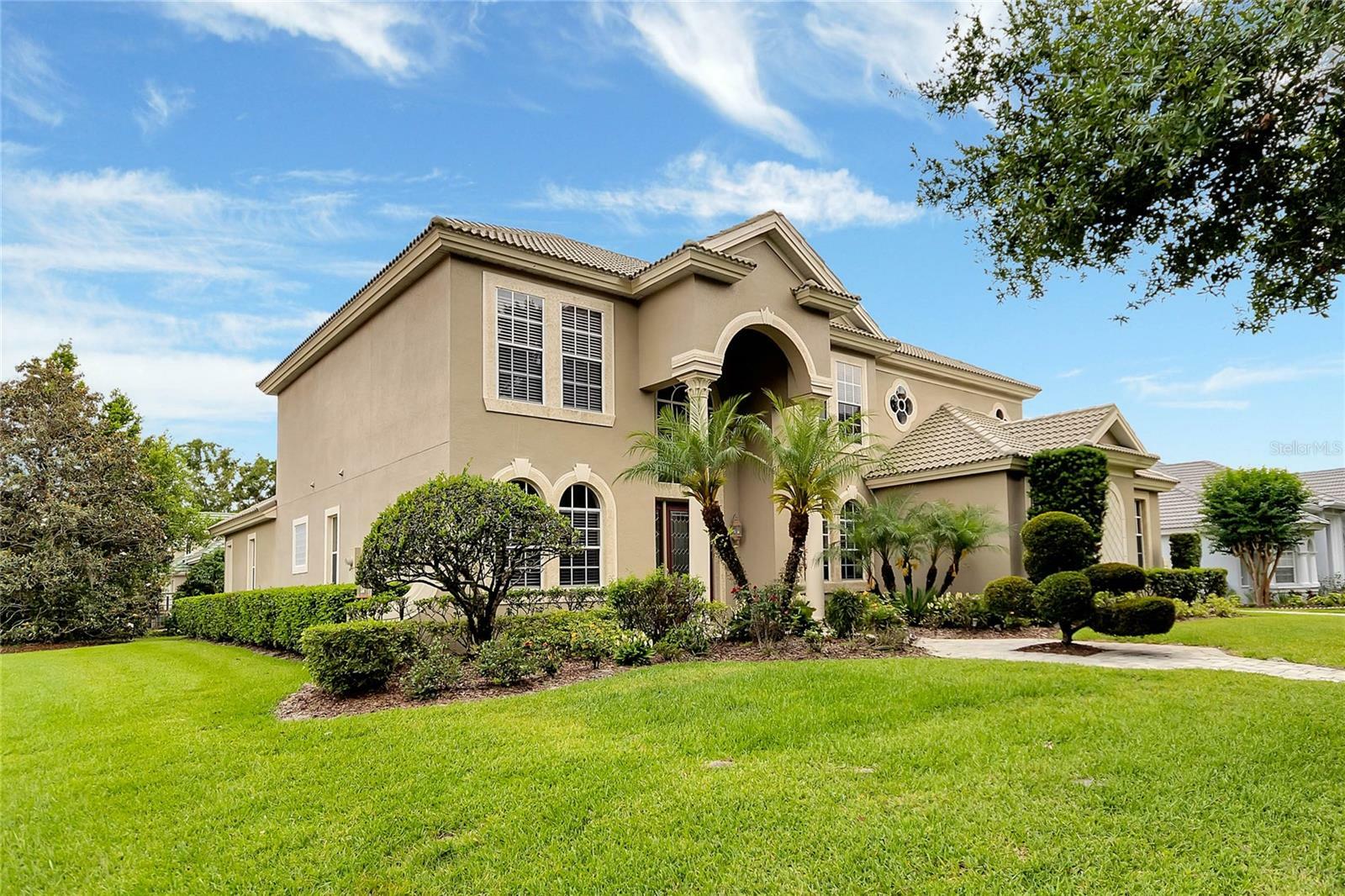 Property Photo:  8666 Crestgate Circle  FL 32819 