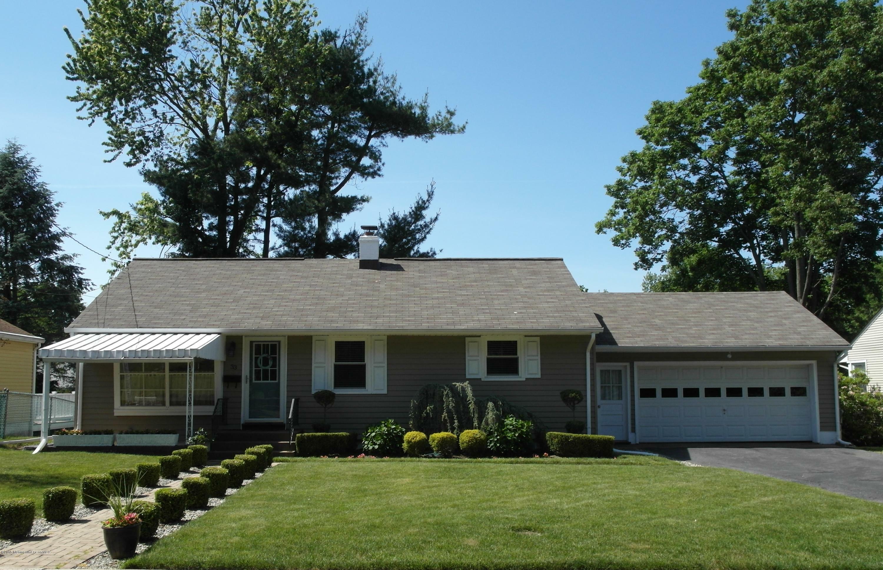 Property Photo:  33 Reynolds Drive  NJ 07724 