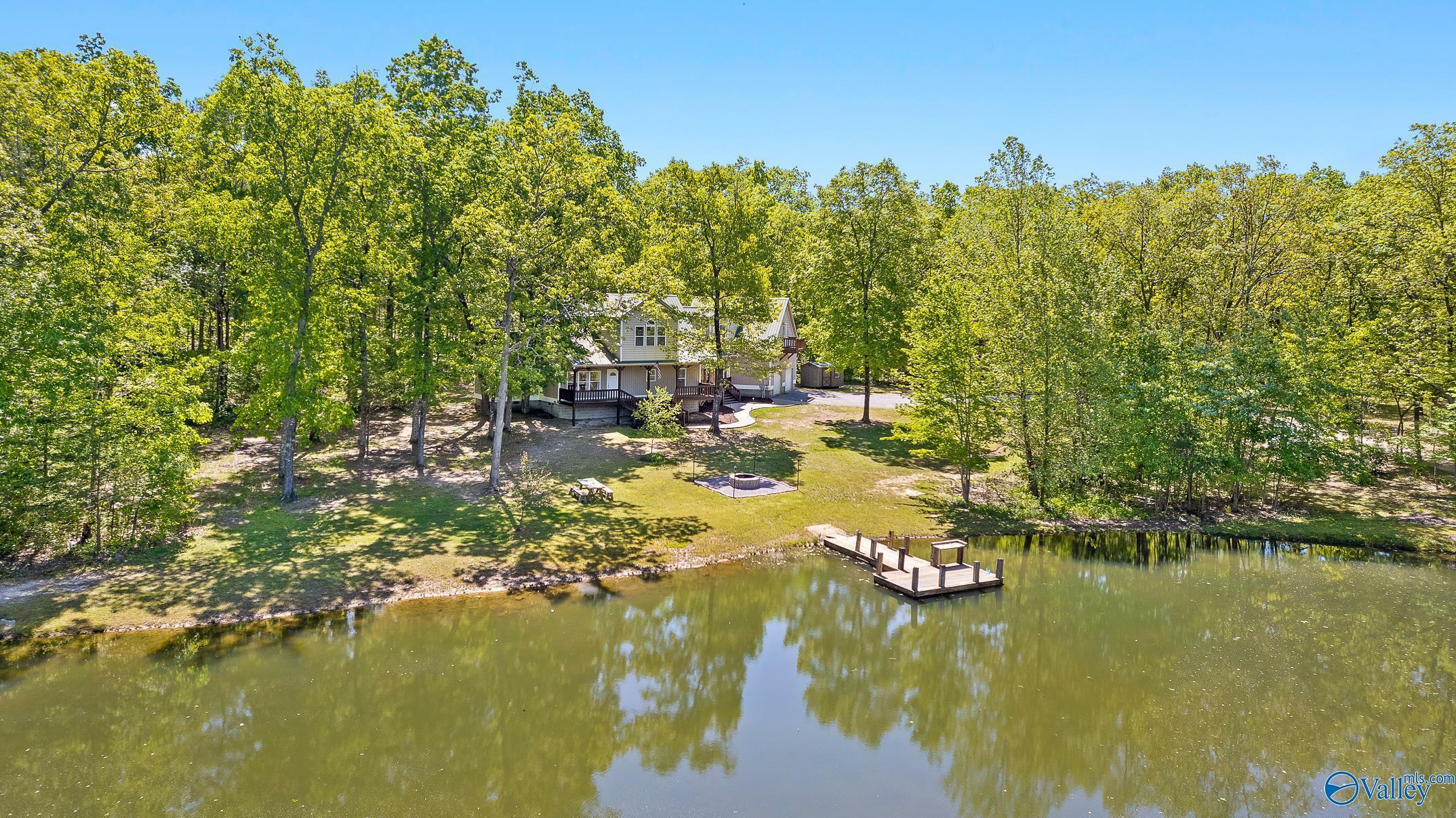 Property Photo:  384 County Road 806  AL 35966 