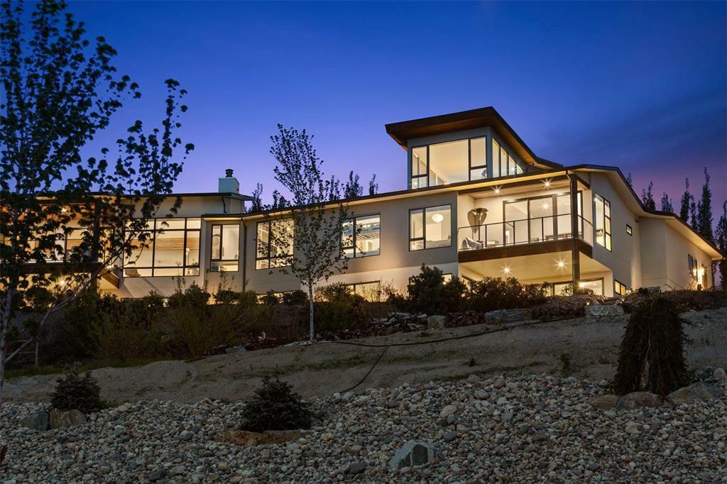 Property Photo: 3979/3977 Hart Road BC V1W4B2