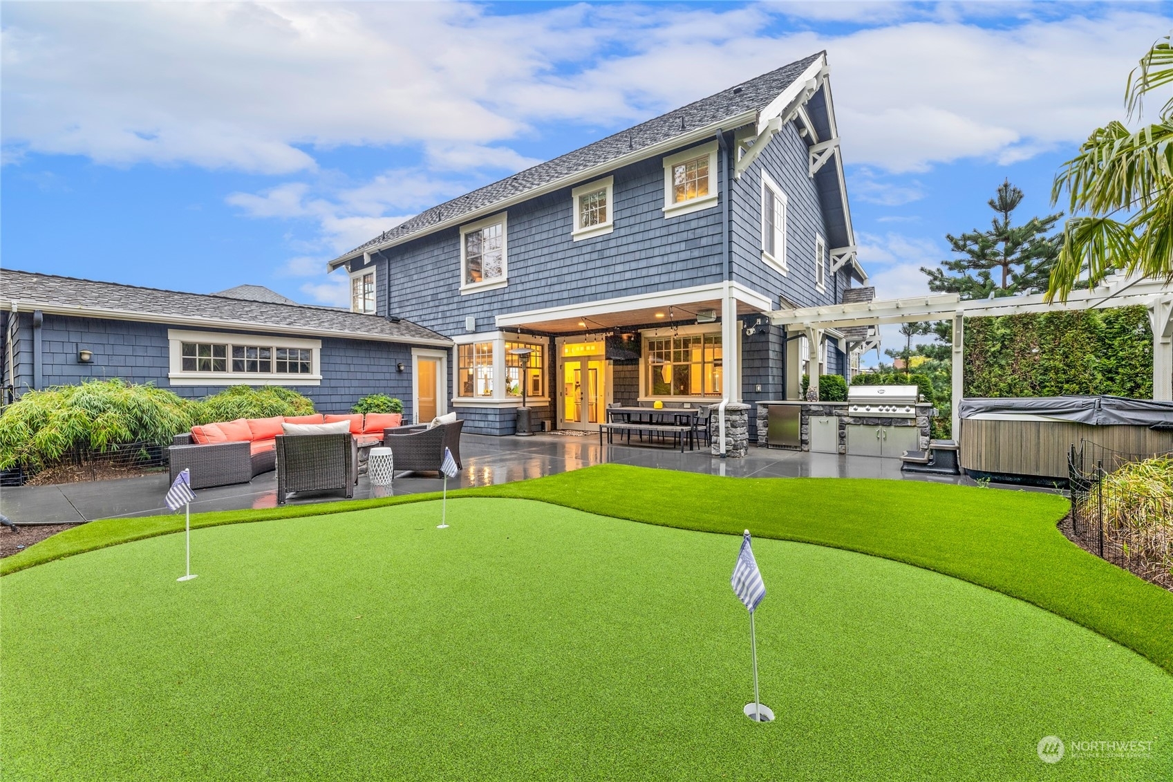 Property Photo:  3019 NE Harrison Drive  WA 98029 