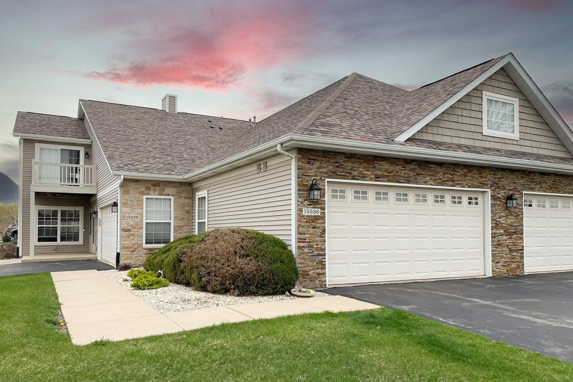 Property Photo:  15536 Finley Way  IL 61080 