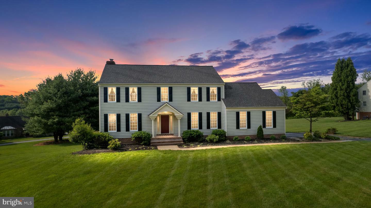 Property Photo:  13 Bee Tree Mill Court  MD 21120 