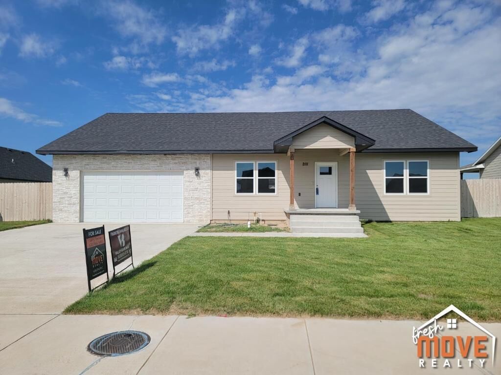 4 bed Garden City home for sale 2111 Glenwood Drive, Garden City, KS 67846