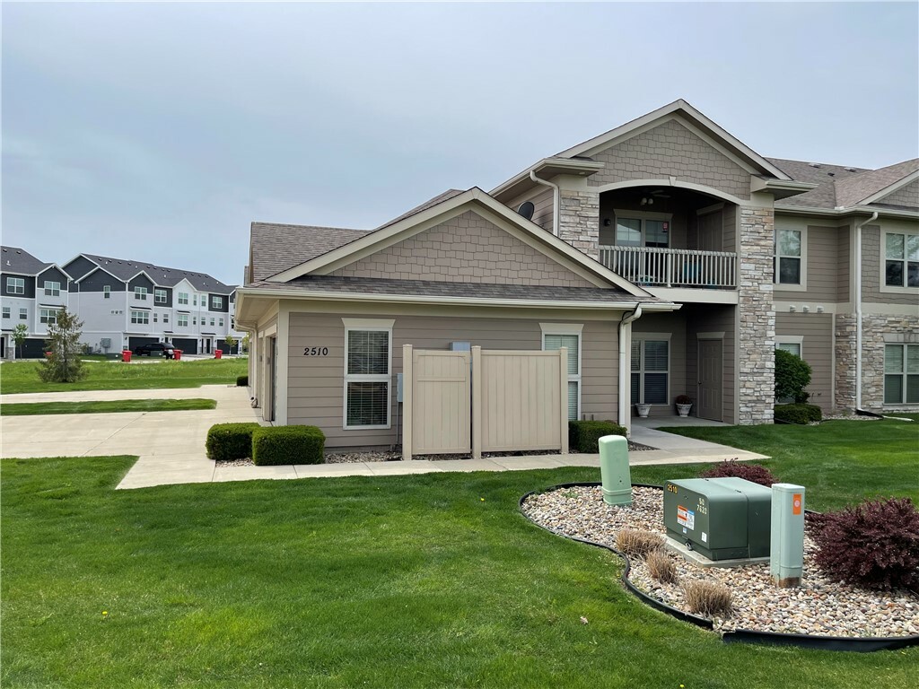 2510 NE Oak Drive 3  Ankeny IA 50021 photo