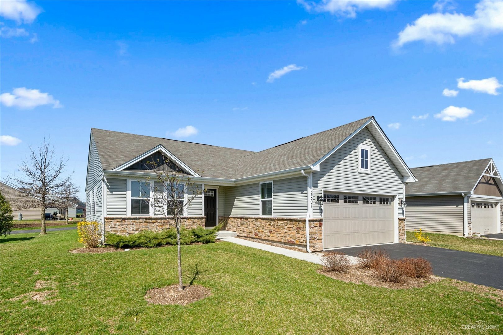 Property Photo: 2802 Owen Court IL 60560