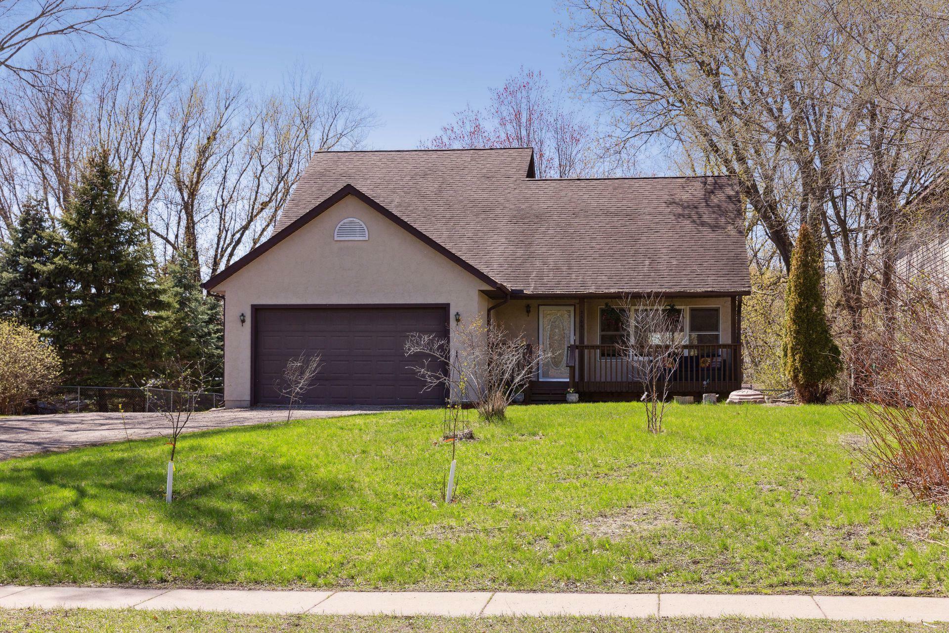 Property Photo:  2509 Hazelwood Street  MN 55109 