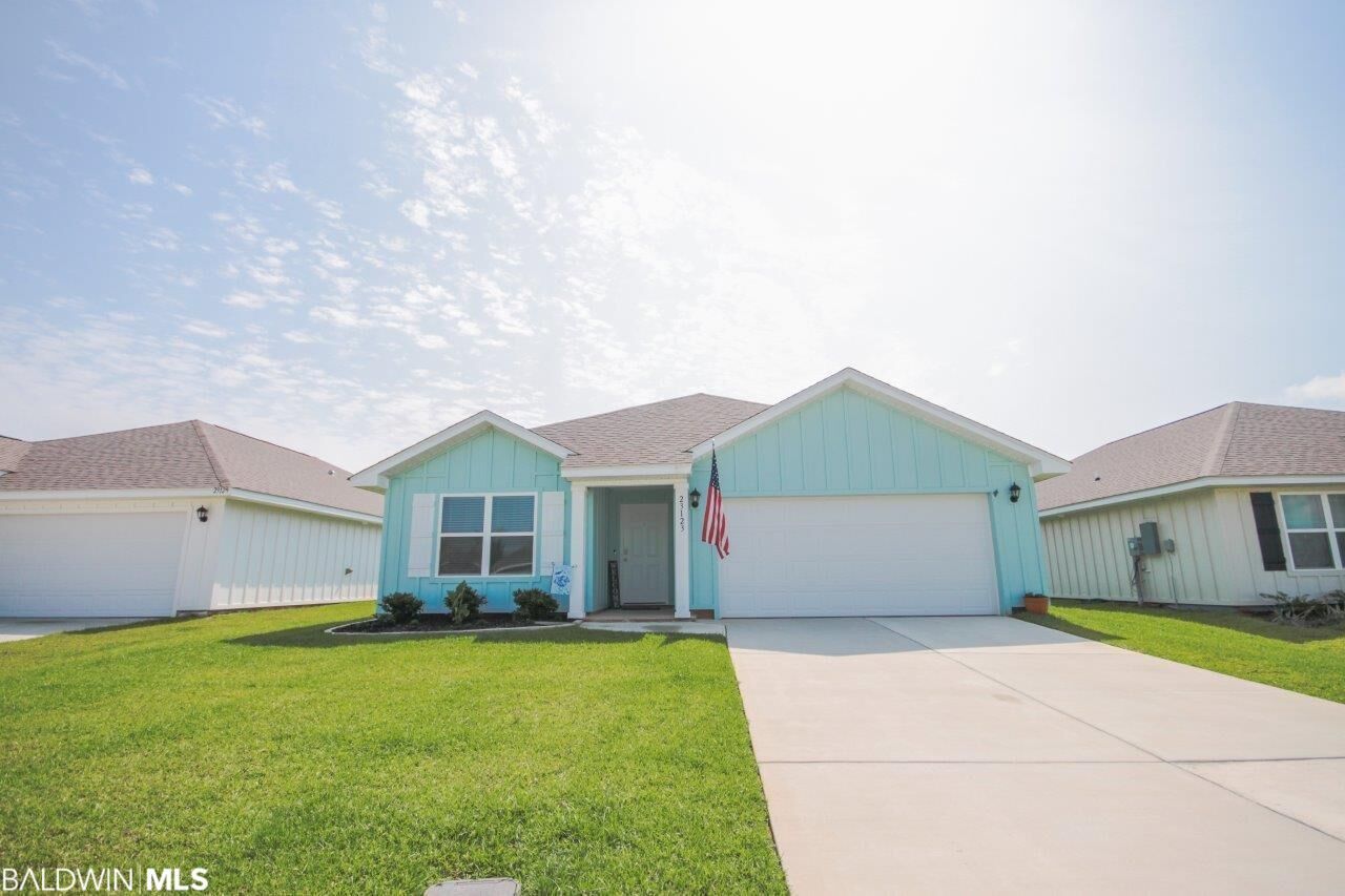 Property Photo: 23123 Shadowridge Drive AL 36526