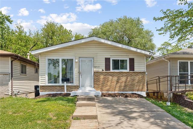 Property Photo: 4717 Oldenburg Avenue MO 63123