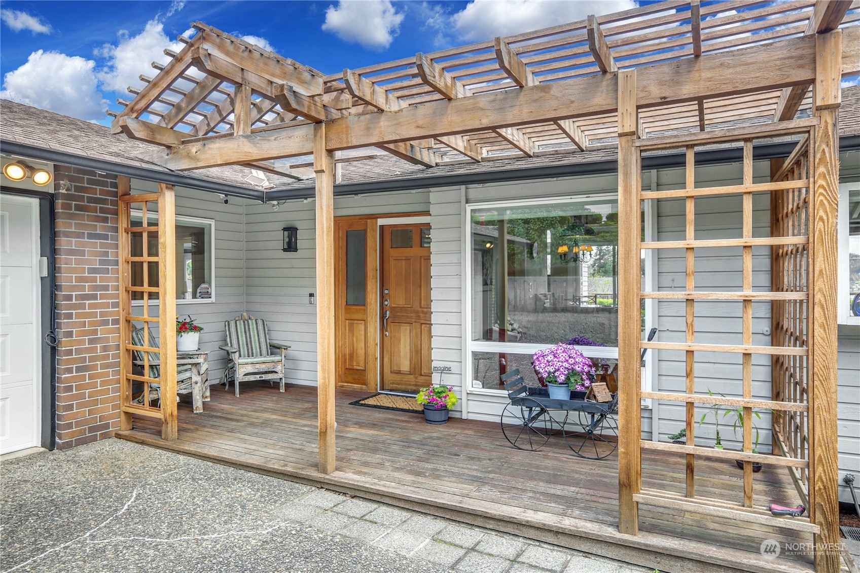 Property Photo:  2435 170th Place SE  WA 98008 