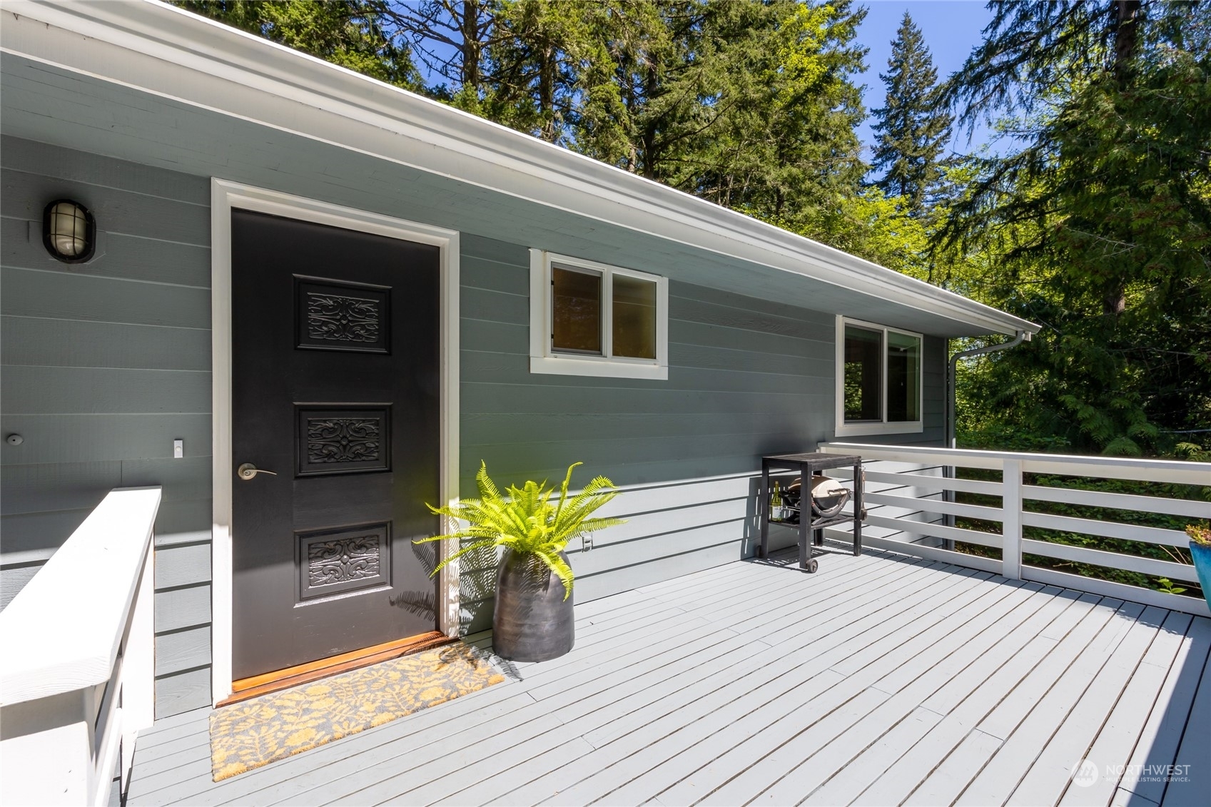 Property Photo:  17702 Commons Road SW  WA 98070 