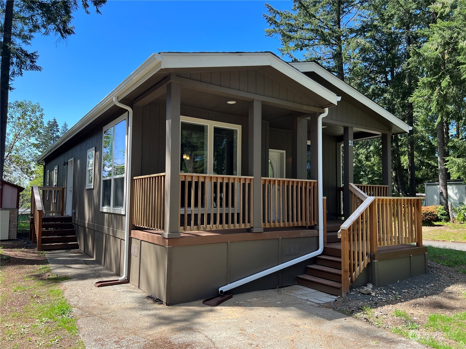 Property Photo: 5673 Bethel Road SE 21 WA 98367