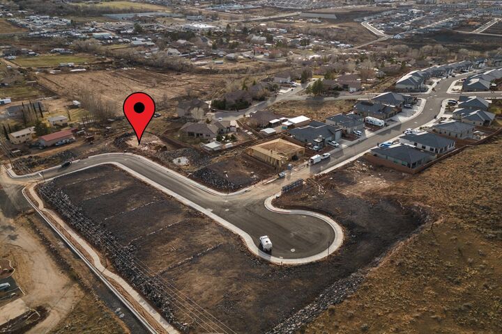 Property Photo: 451 N 1400 W UT 84737