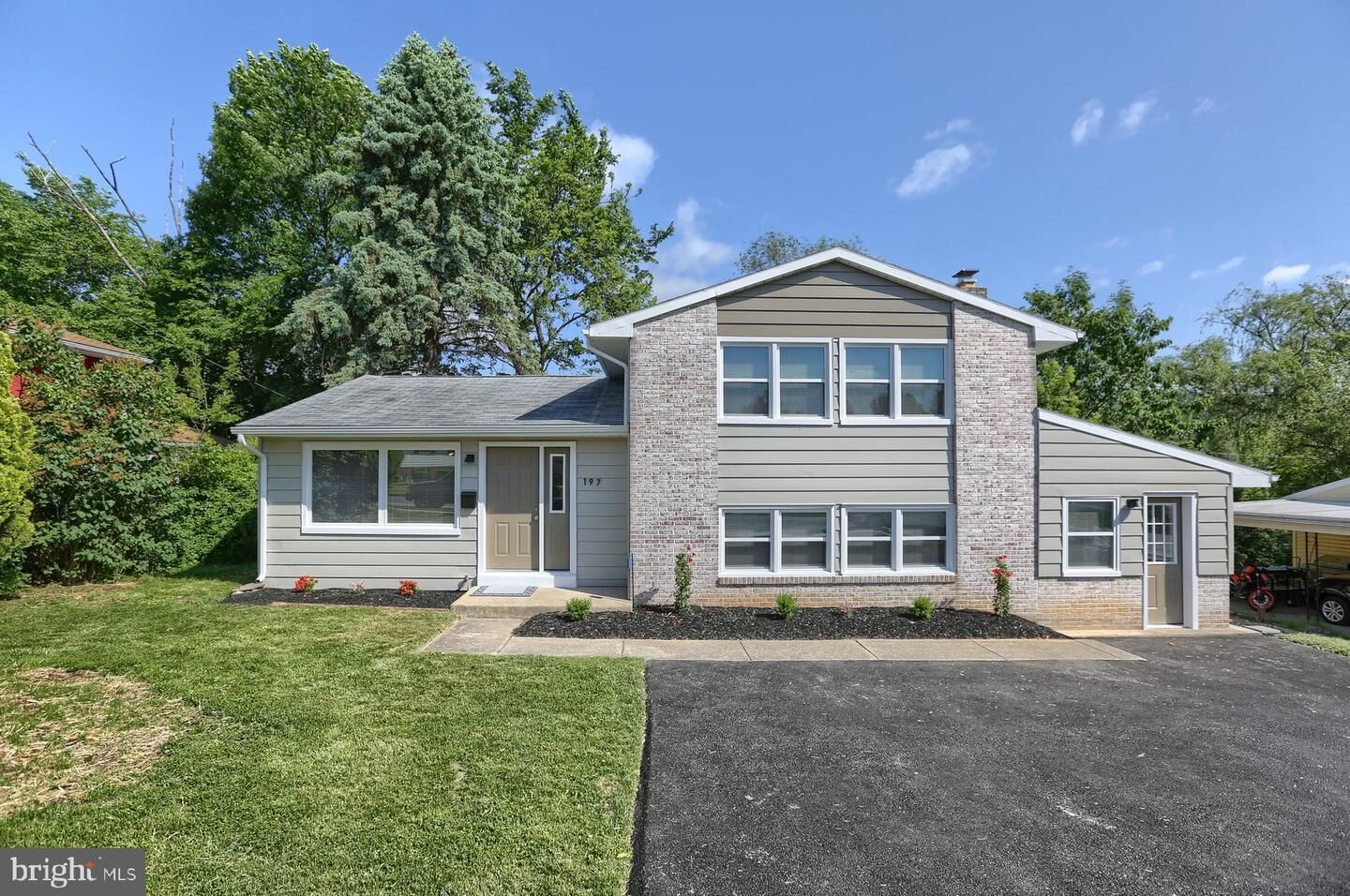 Property Photo:  197 College Hill Road  PA 17025 