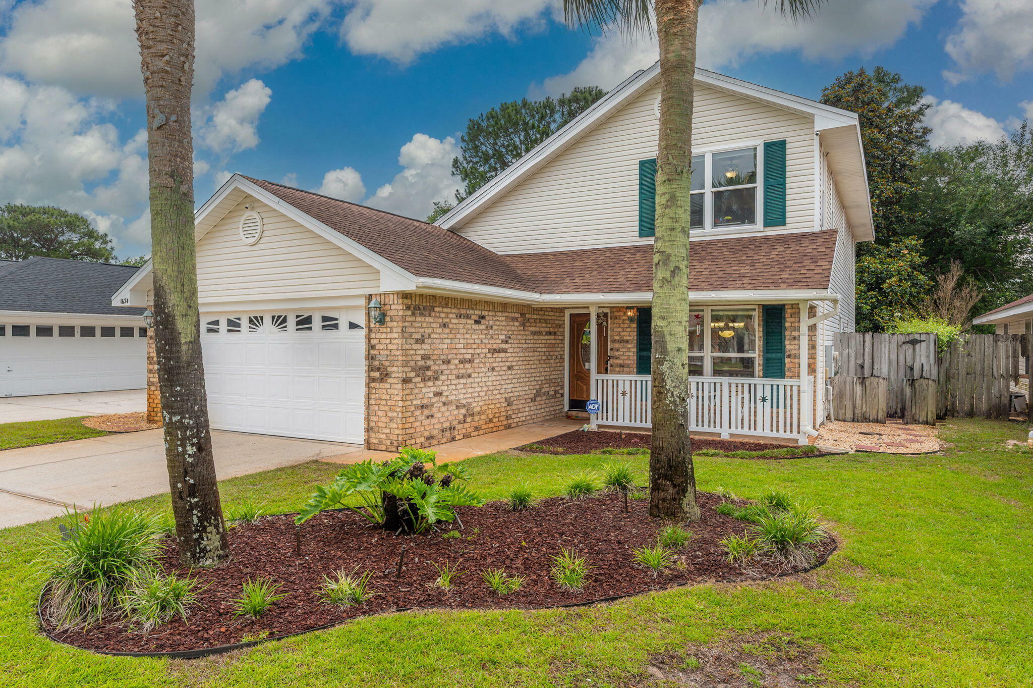 Property Photo: 1624 Florence Avenue FL 32547