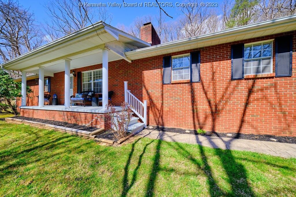 Property Photo:  1127 Thorofare Road  WV 25045 
