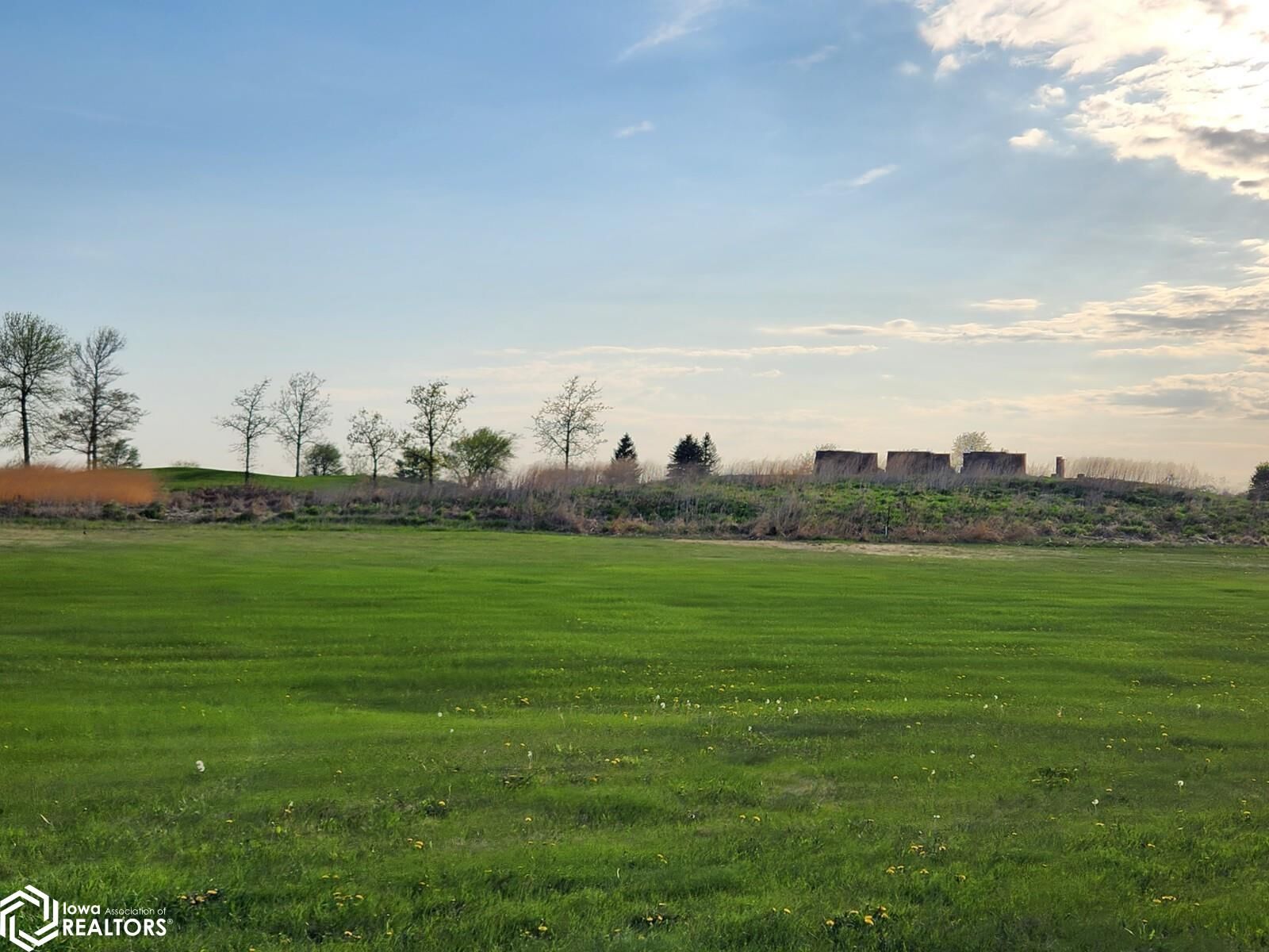 Property Photo: 419 Brickyard Road IA 50475