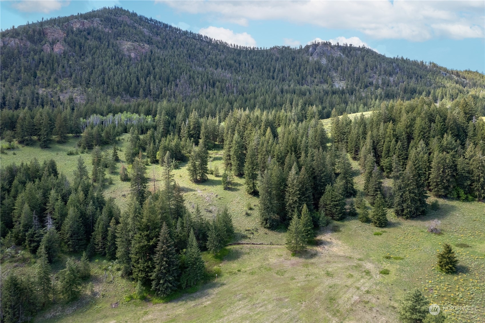 Property Photo: 102 Elbow Canyon Road WA 98856
