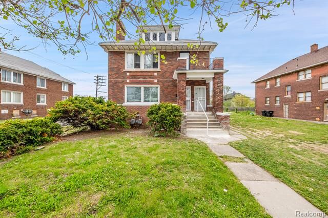 Property Photo:  5003 Whitfield Street  MI 48204 