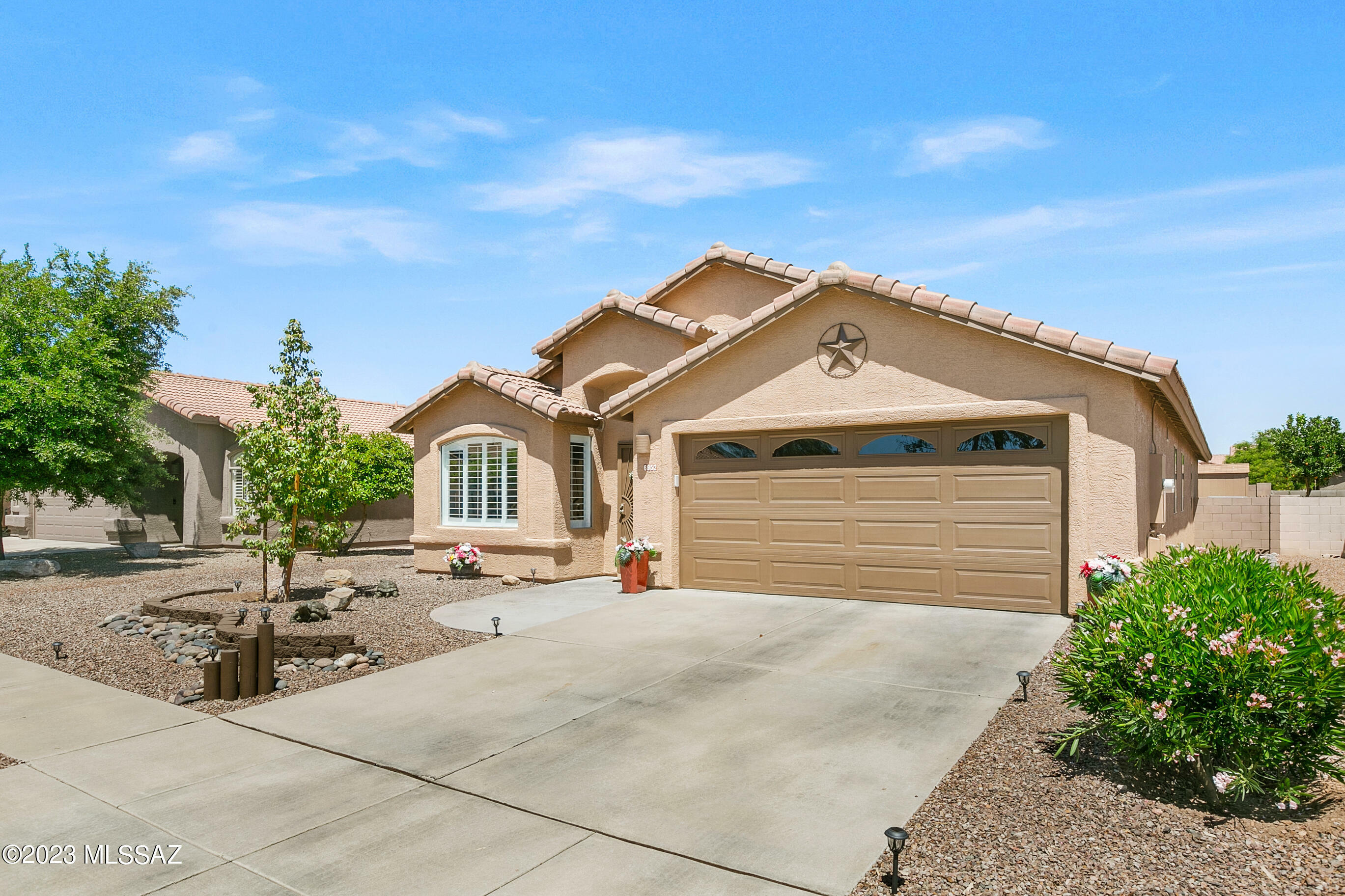 Property Photo:  6952 W Red Rock Drive  AZ 85743 