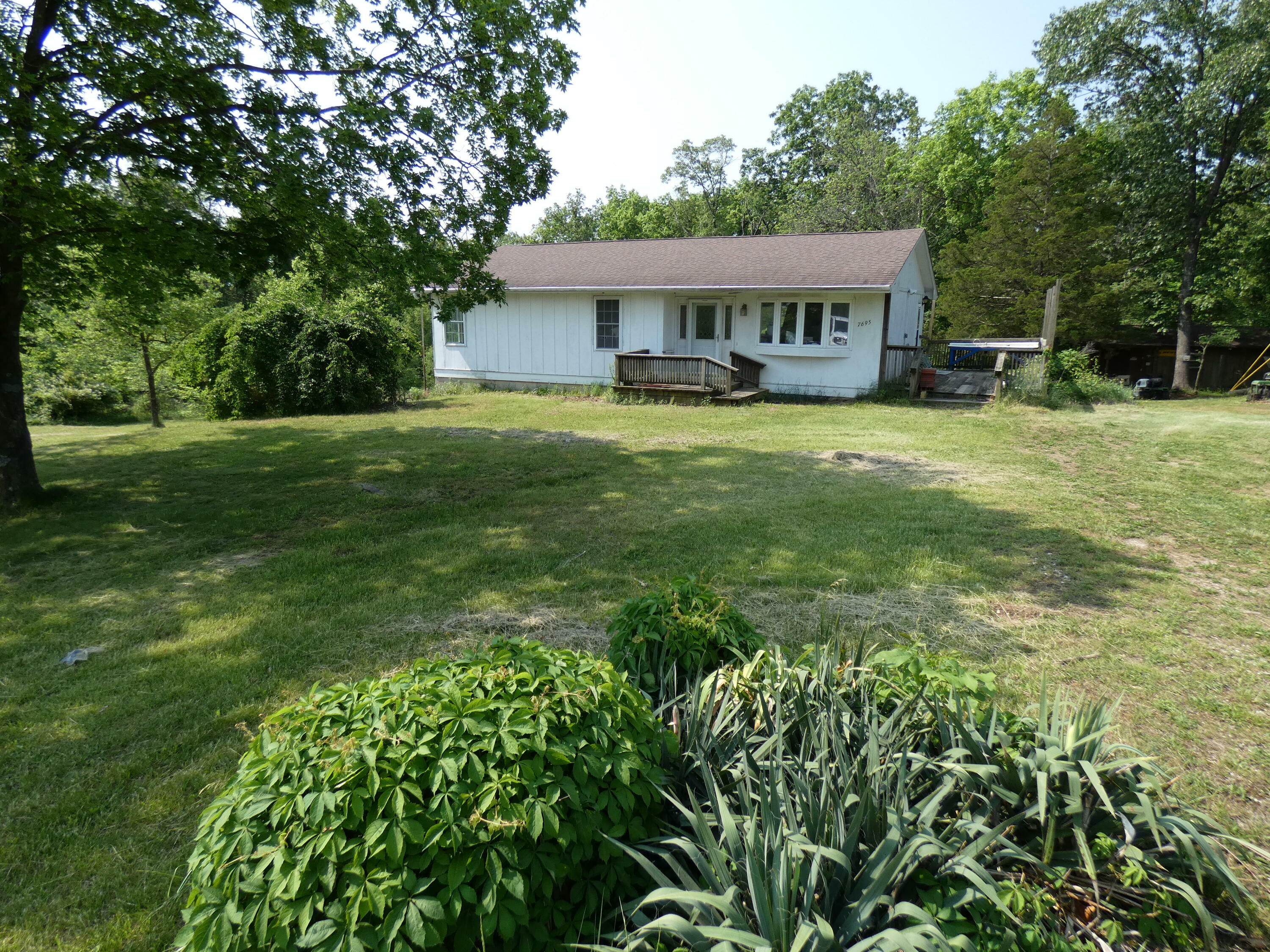 7695 Buttonwood Trail  Fulton MO 65251 photo