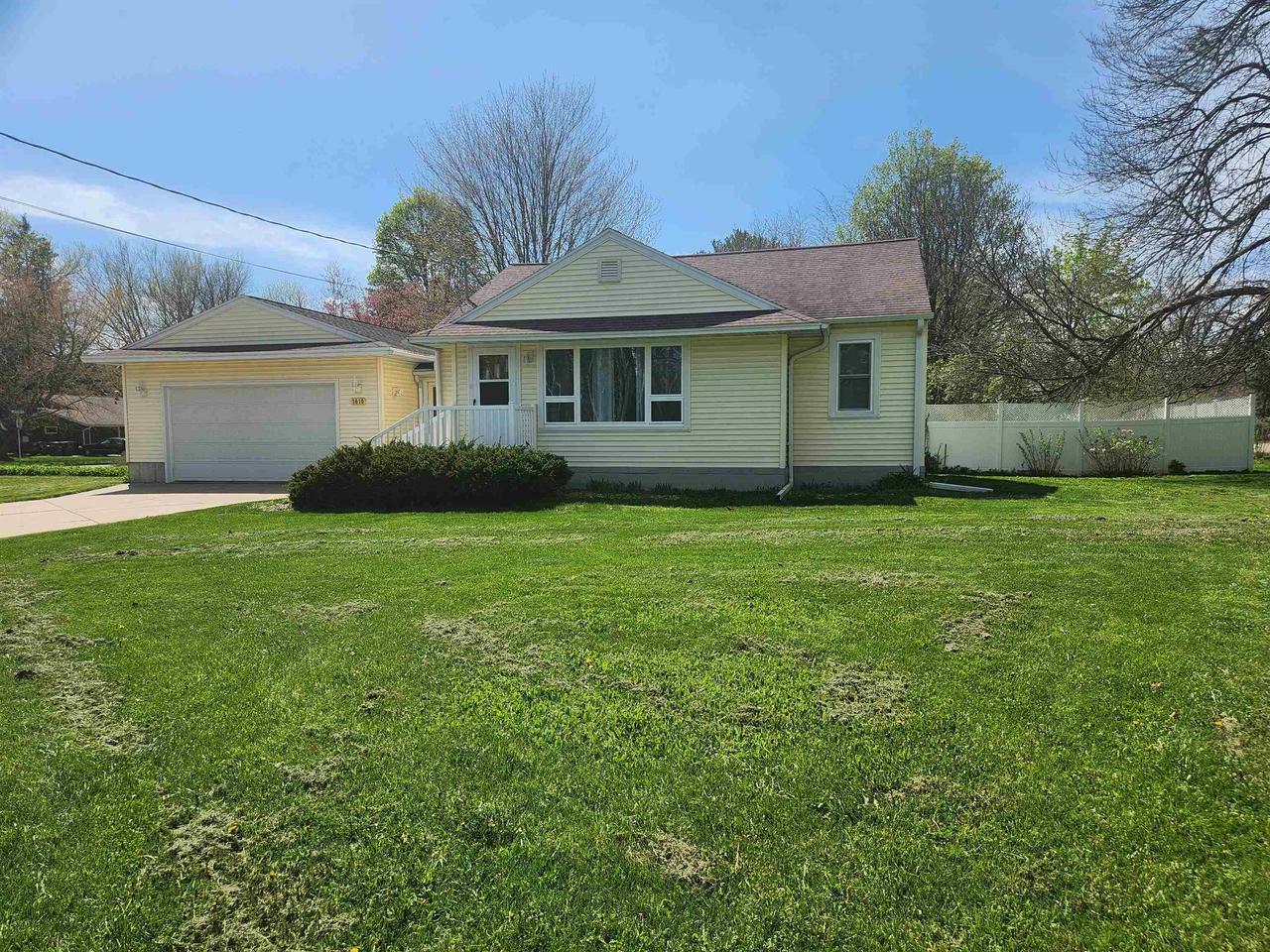 Property Photo:  1610 21st Avenue South  WI 54495 